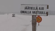 Jäätie-kyltti Vaajasalon jäätien alussa Kuopiossa.