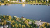 Oulun Tuiran uimaranta ja Oulujoki.