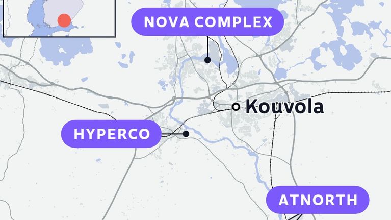 Karttakuva Kouvolasta ja sen lähialueista, jossa on merkittynä Hyperco, Atnorth ja Nova Complex. Yläkulmassa Suomen kartta.