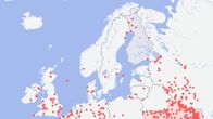 Kartta näyttää satelliittiteknologialla tunnistettuja lämpöpiikkejä. Lämpöpiikkejä on runsaasti eritoten Euroopan eteläisessä osassa, kuten Espanjassa ja Italiassa.