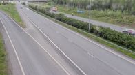 Kelikameran kuva Kolmostieltä Valkeakosken liittymästä. Paloauto seisoo tien reunassa.