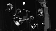 Herman's Hermits -yhtye esiintyy Linnanmäen Peacock-teatterissa.