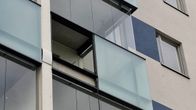 A man died in Vantaa on Friday evening after falling from a fifth floor balcony.