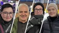 Merja Berg, Risto Wecksten, Meira Mannersuo ja Helmi Ikonen kauppakeskus Pasaatissa Kotkassa.
