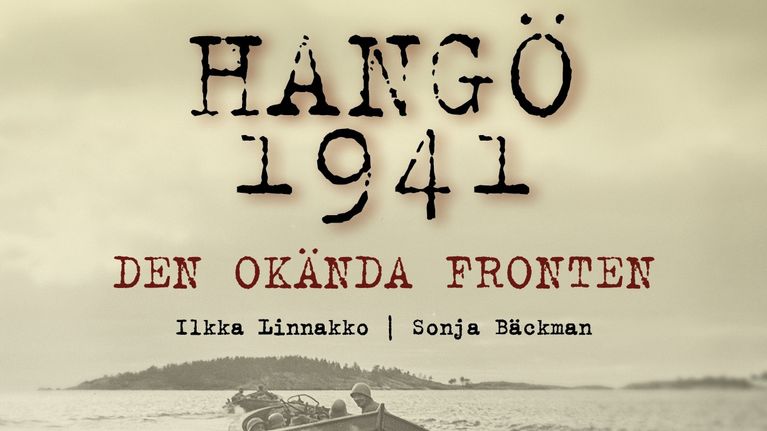 Omslag till boken ”Hangö 1941: Den okända fronten” med en svartvit bild på två båtar på vatten och texten "Libraria" nederst.