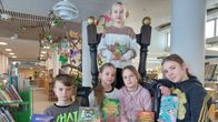 Lukuvarkaus -kirjallisuuspalkinnon lapsiraati 2026 ja finalistikirjat.