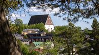 Borgå kyrka fotograferad från Borgbacken, samma motiv som på Albert Edelfelts kända målning.
