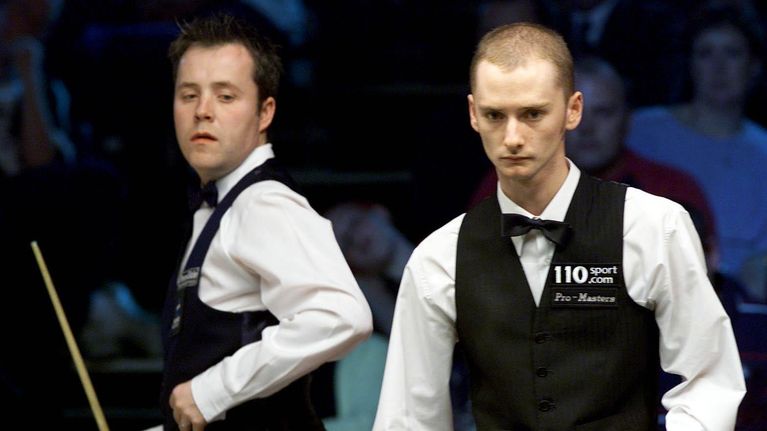 Higgins ja Dott British Openin finaalissa syksyllä 2001.