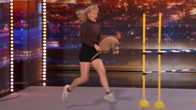 Ada Filppa keppihevosellaan.