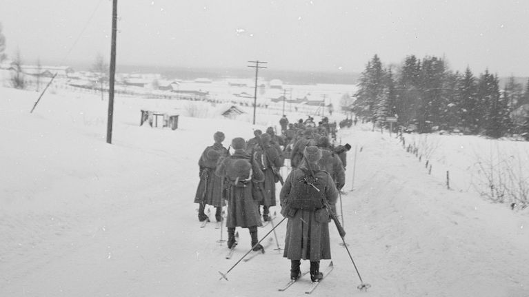 Täydennysjoukkoja rintamalle. Leppäsyrjä. 1940.