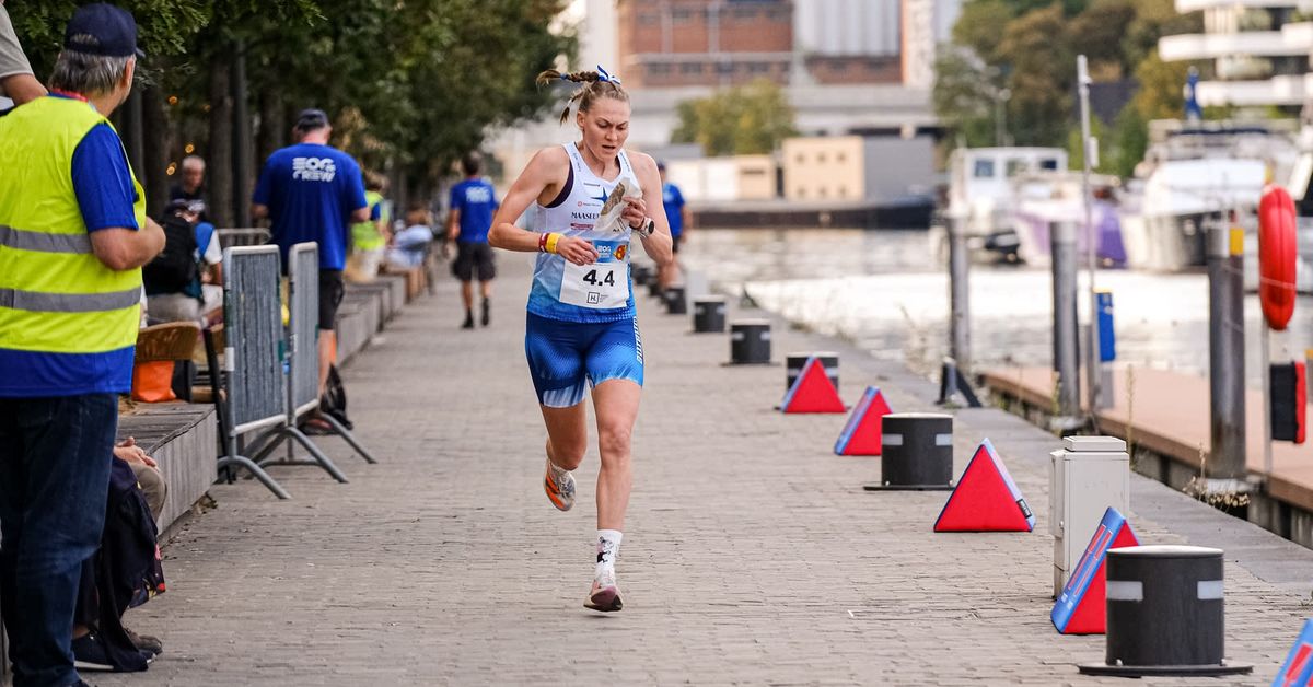 Suomen kärkinelikko suunnisti maailmancupin sprinttiviestissä kolmanneksi
