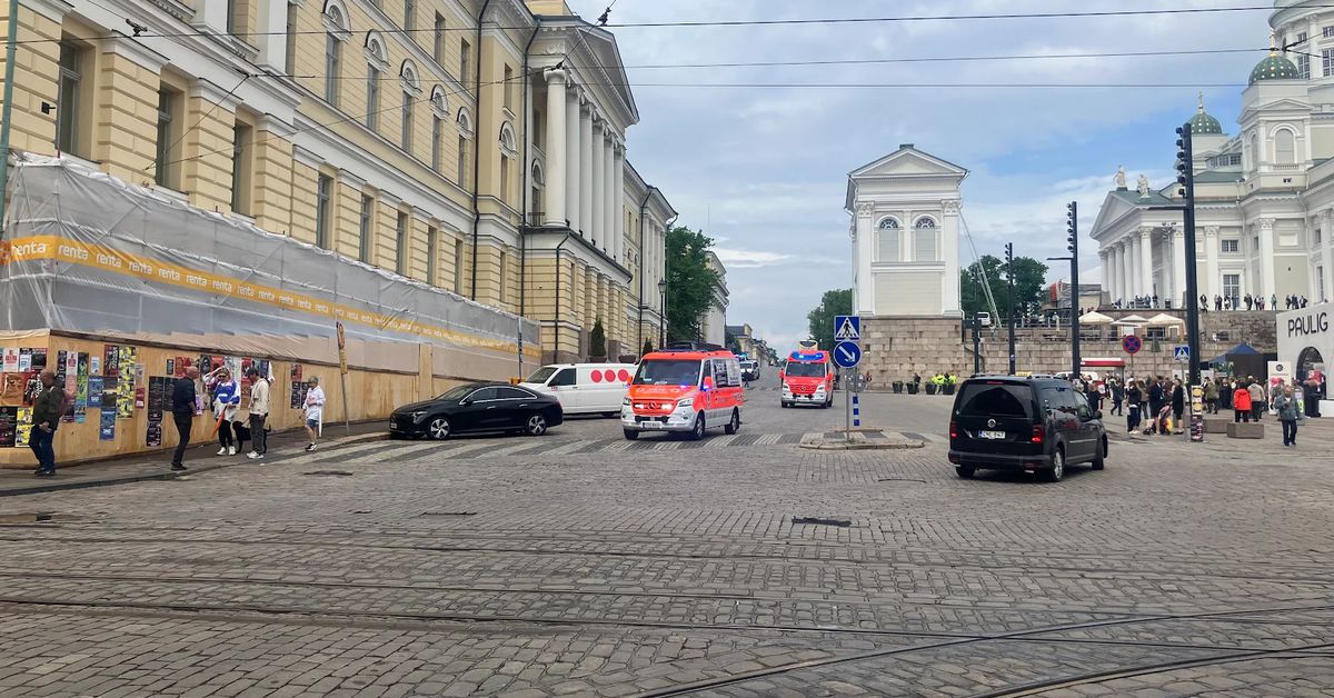Kuskiton linja-auto valui keskellä Helsinkiä naisen päälle, joka loukkaantui vakavasti