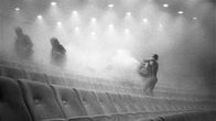 Eeli Aallon valokuvat ovat ainut kuvallinen dokumentti Jumalan teatterin esityksestä 1987