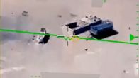 Pysäytyskuva Pentagonin julkaisemalta videolta, jossa näkyy kuulan muotoinen tunnistamaton lentävä kohde.