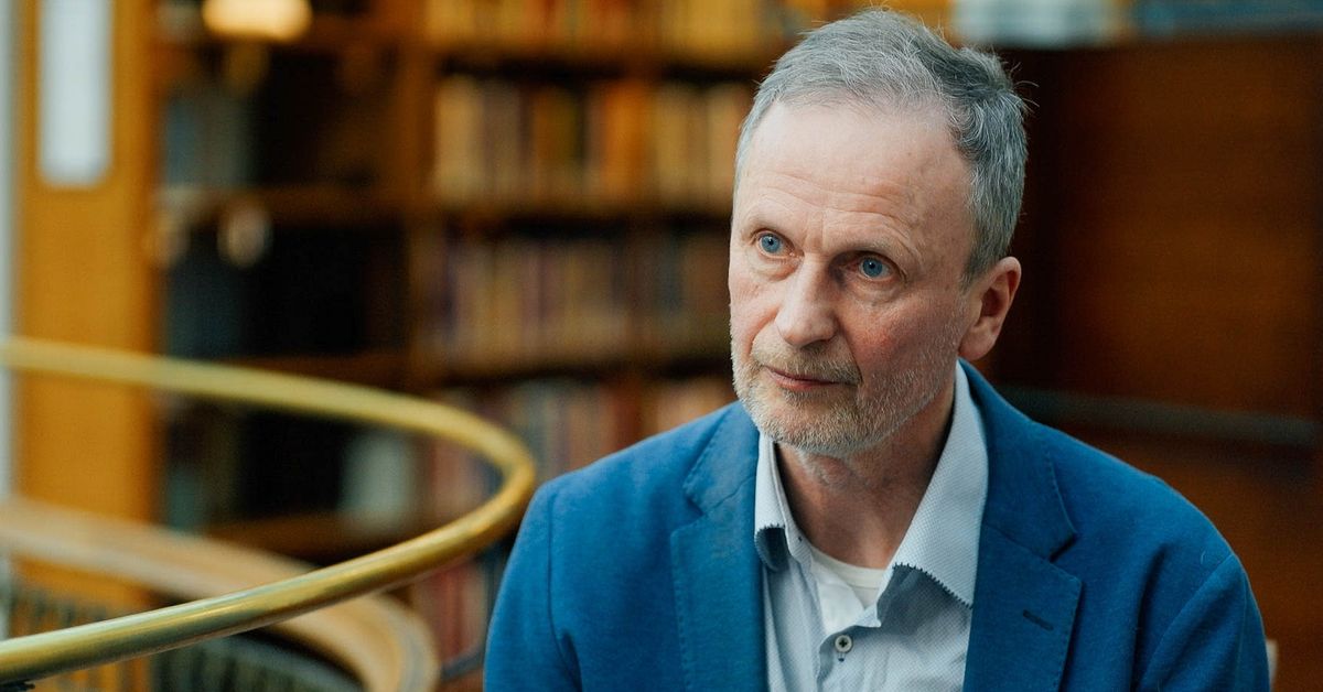 Opettajan vahingossa julkaiseman intiimin kuvan levittäminen voi täyttää rikoksen merkit, sanoo professori