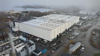 Wärtsilän Smart Technology Hub -rakennus kuvattuna ilmasta sumuisena päivänä.