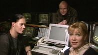 Pertti Salovaara, uutistoimittaja Elina Lehtinen ja Ari "Anssi" Peltonen.