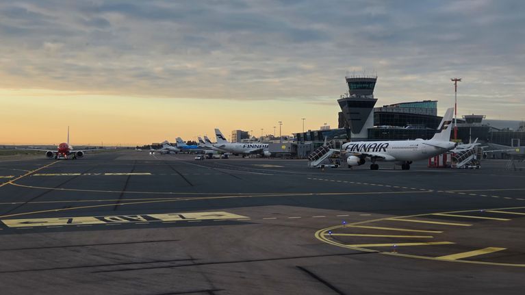 Finnair cancels UK flights as air traffic disruption continues | Yle News   yle.fi