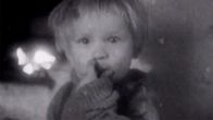 Suomalaislapsi Unicefin avusta kertovassa filmikatsauksessa (1948).