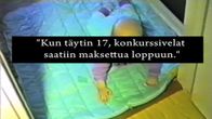 Vauva leikkii lattialla (1991).
