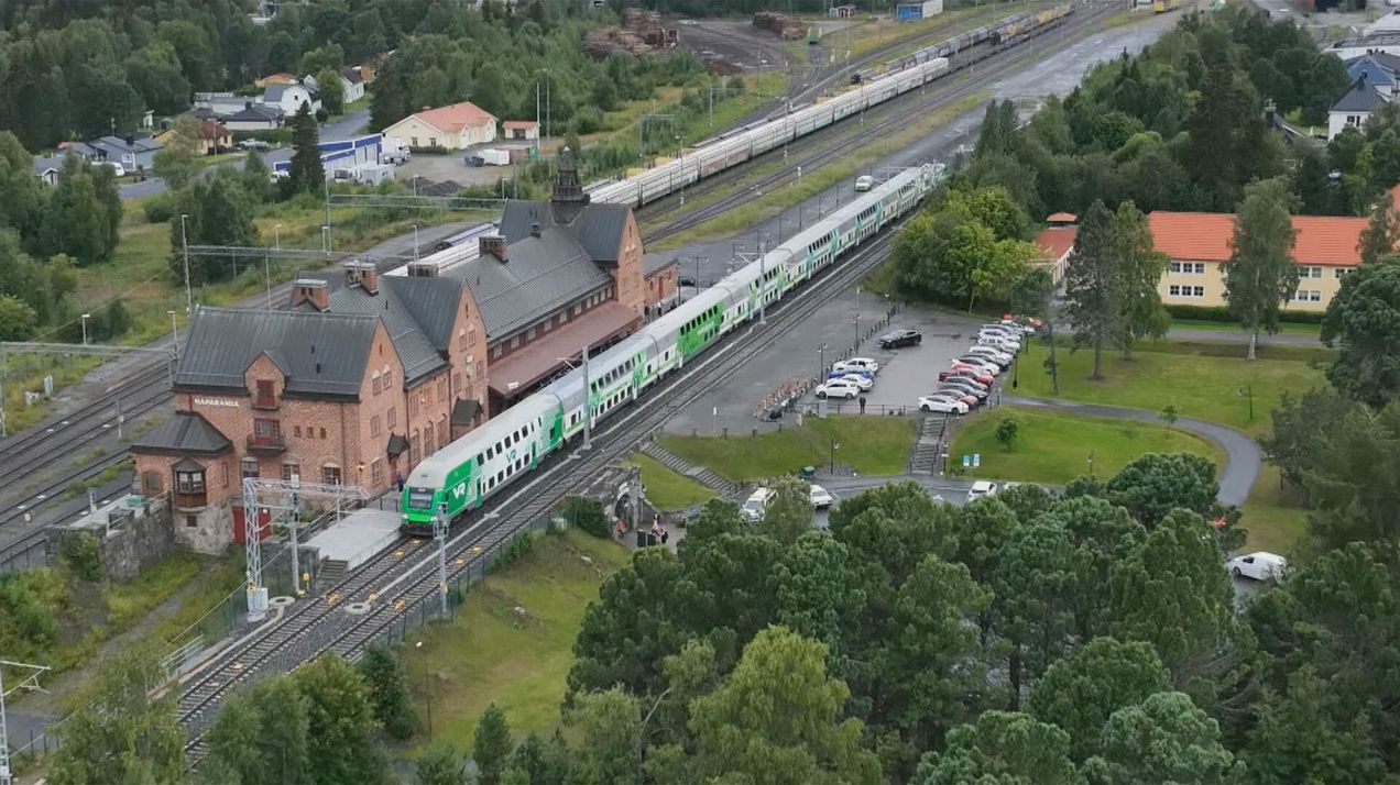 https://img.img-cdn.yle.fi/crop_extract,w_1919,h_1080,x_0,y_0/crop_fill,w_636,h_357,ar_16:9,dpr_2/f_auto/39-16887026a795ddece187/1786338962