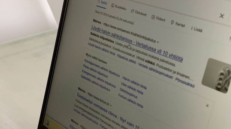 tietokoneen näyttöruutu