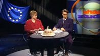 Ahaa!Studion juontajat Hannele Peltonen ja Erkka Myötyri