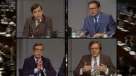Ministerit vuonna 1983 vaaliväittelyssä. Taustalla kuvaa eduskunnasta.
