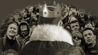 Kuningas Harald -kuunnelman kuvistusta, kuningas ja kansaa