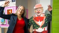Johanna Pirttilahti ja Pelle Hermannin pahvikuva
