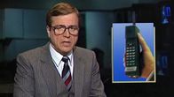 Arvi Lind läser tv-nyheterna.