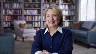 Dokumenttisarja avaa Hillary Rodham Clintonin elämää sekä Yhdysvaltojen politiikkaa.