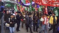 Mielenosoittajia Hongkongissa vuonna 1997.