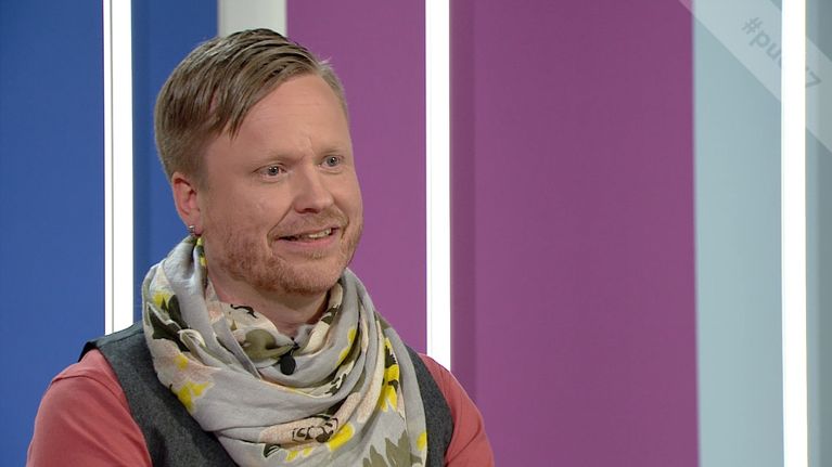 Kuvassa bloggari Sami Minkkinen