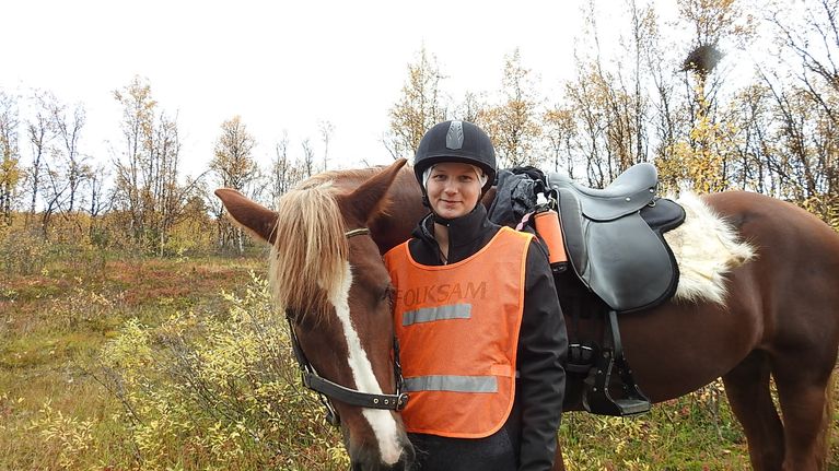 Matkaratsastuksen suomenmestari taittoi matkaa hevosen selässä kaksi ...
