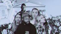 Kuvakollaasi suomalaisartisteista ja Black Lives Matter -mielenosoituksesta.