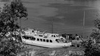 Korkeasaaren lautta satamassa 1960-luvulla.