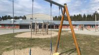 Länsinummen koulu.