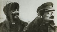Kahden kommunistijohtajan, Stalinin ja Trotskin, kaksintaistelu oli kahden henkilön ja kahden vision välinen ideologinen ja poliittinen valtataistelu kuolemaan saakka.