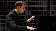 Espanjalainen Enrique Lapaz Lombardo soittaa Maj Lind -pianokilpailussa.