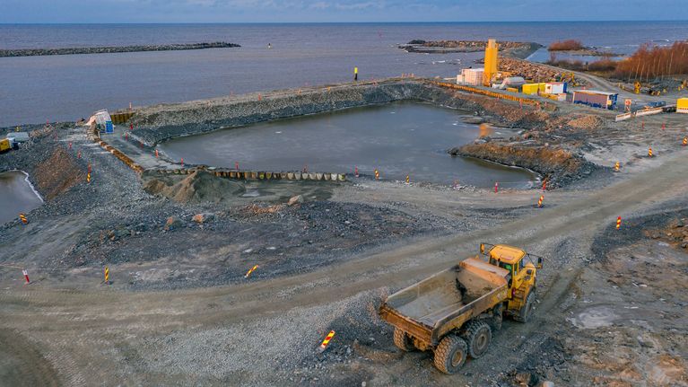 Pyhäjoen ydinvoimala-alueen rakennustöitä joulukuussa 2020