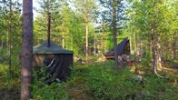 Telttasaunassa saa mahtavat löylyt ympäri vuoden. Luonnoläheinen kokemus, voi lämpimästi suositella kaikille!