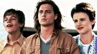 Arnie (Leonardo DiCaprio), Gilbert (Johnny Depp) ja Becky (Juliette Lewis) elokuvassa Gilbert Grape