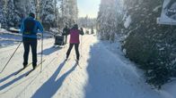 Hiihtolomalaisia Rukalla.