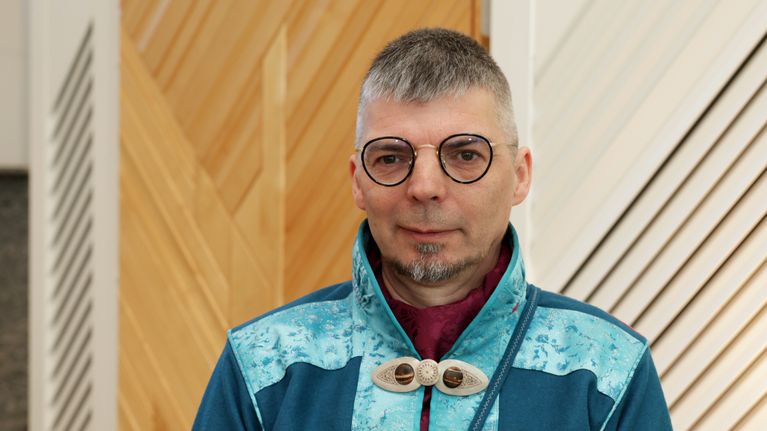 Henkilökuvassa Jouni S. Laiti.