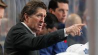 Mike Babcock valmensi Torontoa NHL:ssä.