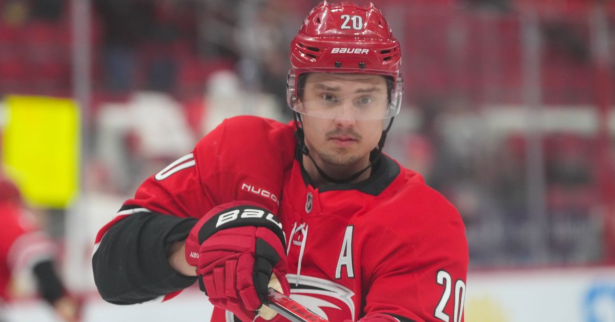 Kritisoitu Sebastian Aho nousi esiin – katso, kuinka suomalaistähti ratkaisi Carolinalle jatkoaikavoiton