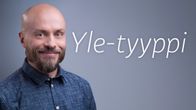 Sami Koivisto katsoo kohti ja hymyilee, kuvassa lukee "Yle-tyyppi"