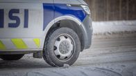 Kenttäjohtajan poliisiauto Kokkolassa, valtatiellä 13.