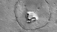 NASA kuvasi karhun pään Marsin pinnalta.